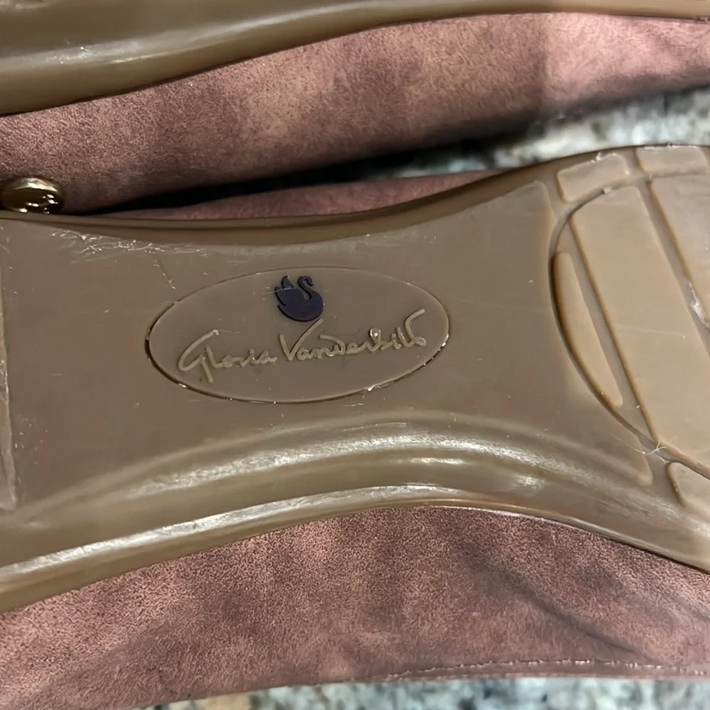 Brown/Rose Suede Women's Flats by Gloria Vanderbilt